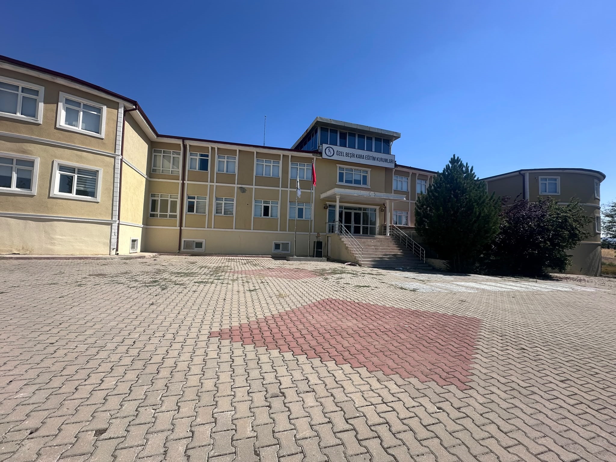 Kurumumuzdan Kareler