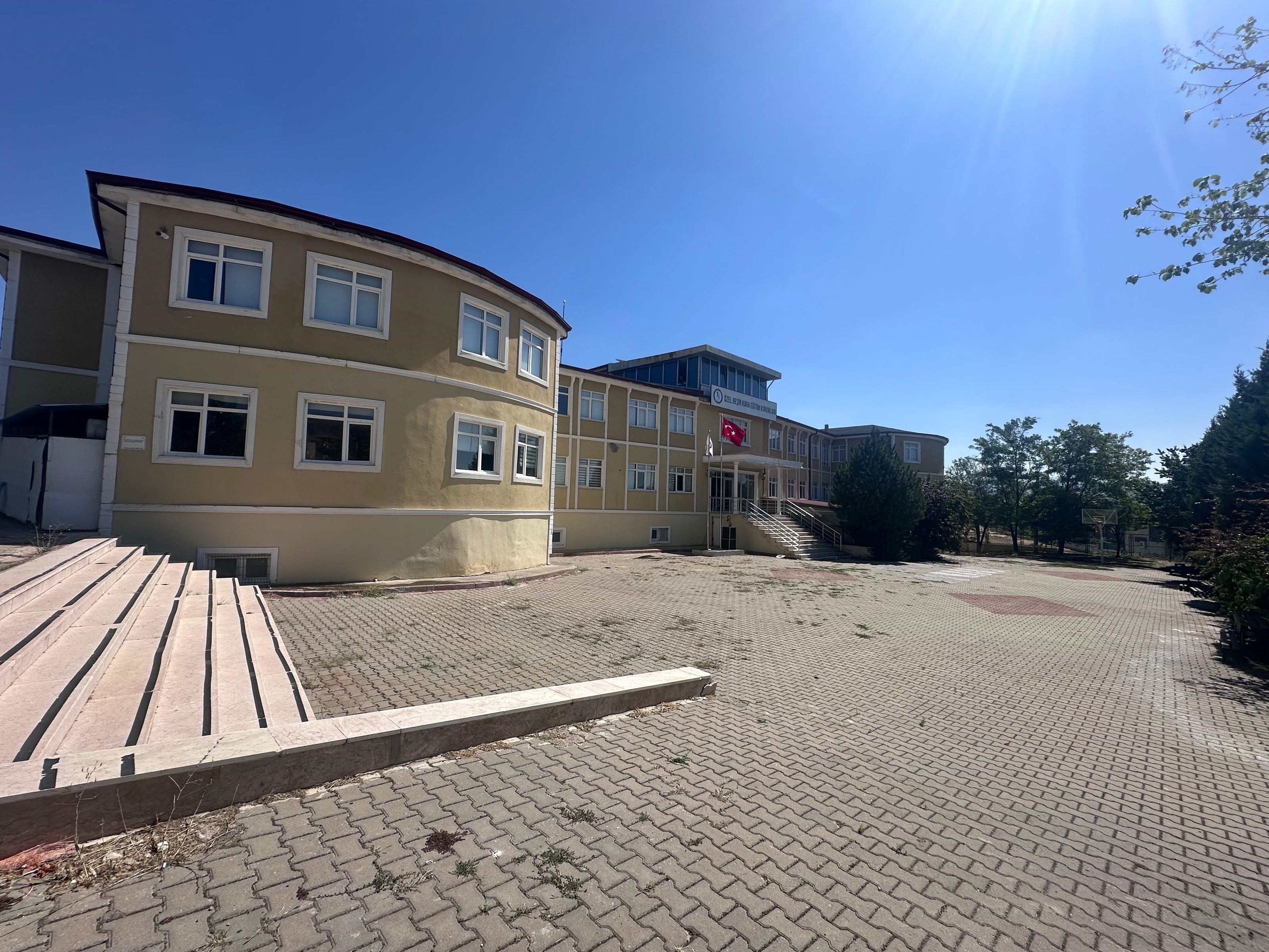 Kurumumuzdan Kareler